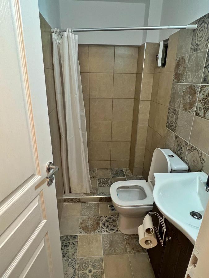 Sunmer Apartment 1Minute From Sea, 15 Min From The Airport Artemis City Center מראה חיצוני תמונה